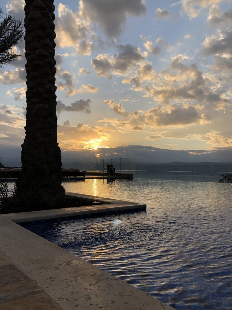 Jordanië Dead Sea hotel pool